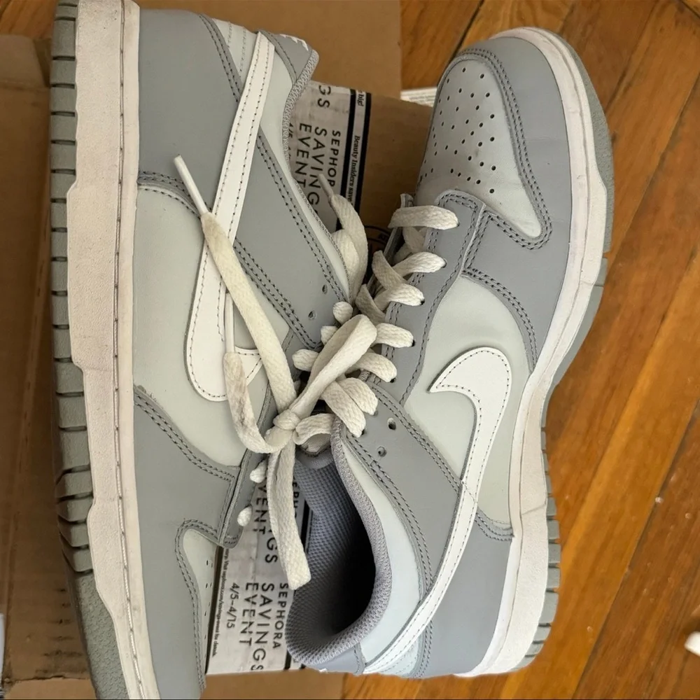 Nike Dunks - Picture 2 of 3